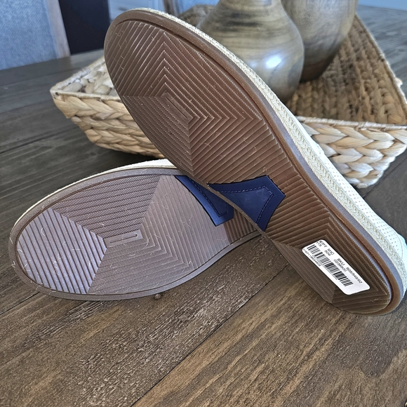 NWOB Steve Madden White Men's Leather Loafers/Shoes Great For Vaca!!  Size 11.5 - Picture 6 of 6